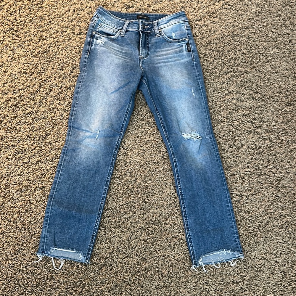 Silver denim Avery slim crop size 27
